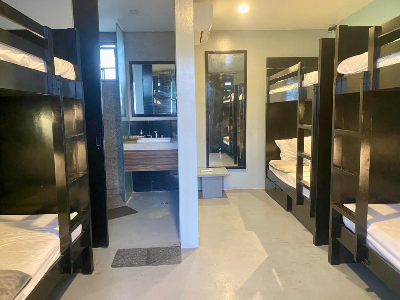 Siargao Bed And Brewery Hotel General Luna  Luaran gambar