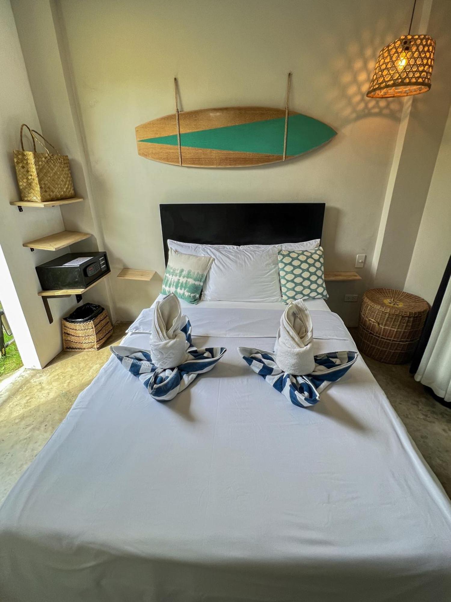 Siargao Bed And Brewery Hotel General Luna  Luaran gambar